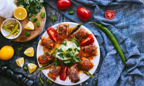 Окунитесь в атмосферу вкусов Мармариса: изысканная традиционная кухня Турции ждет вас!