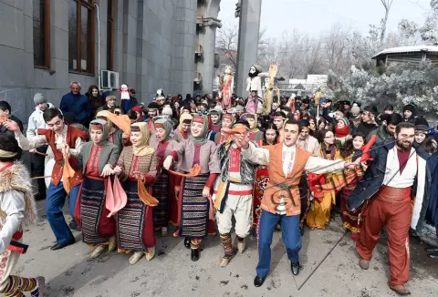 Праздники и фестивали в Анталье: погружение в турецкую культуру и традиции